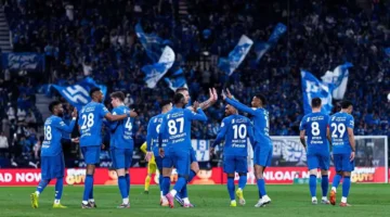 صفقة تبادل محتملة.. الهلال السعودي يتفاوض مع نابولي الإيطالي